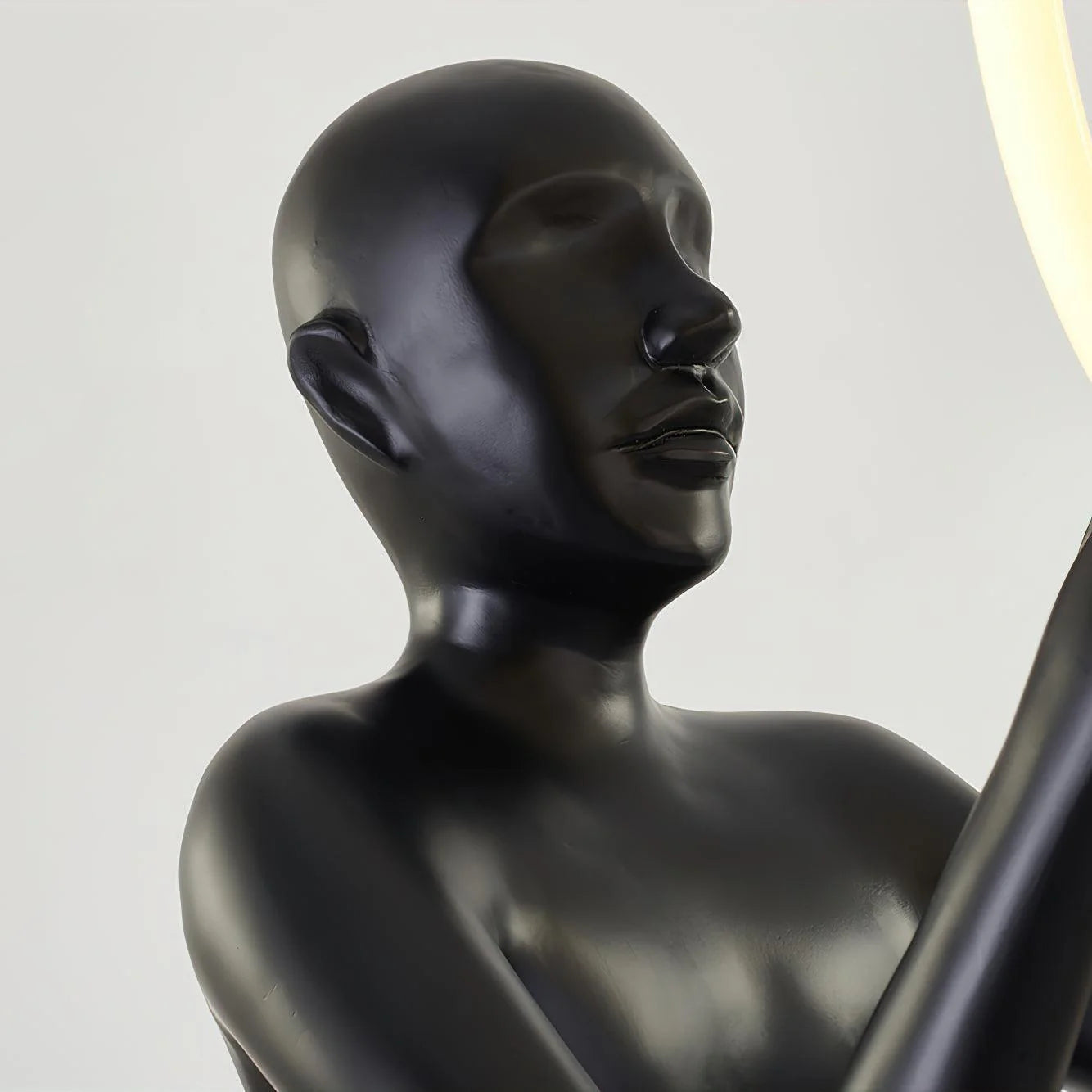 Sitting Sculpture Floor Lamp