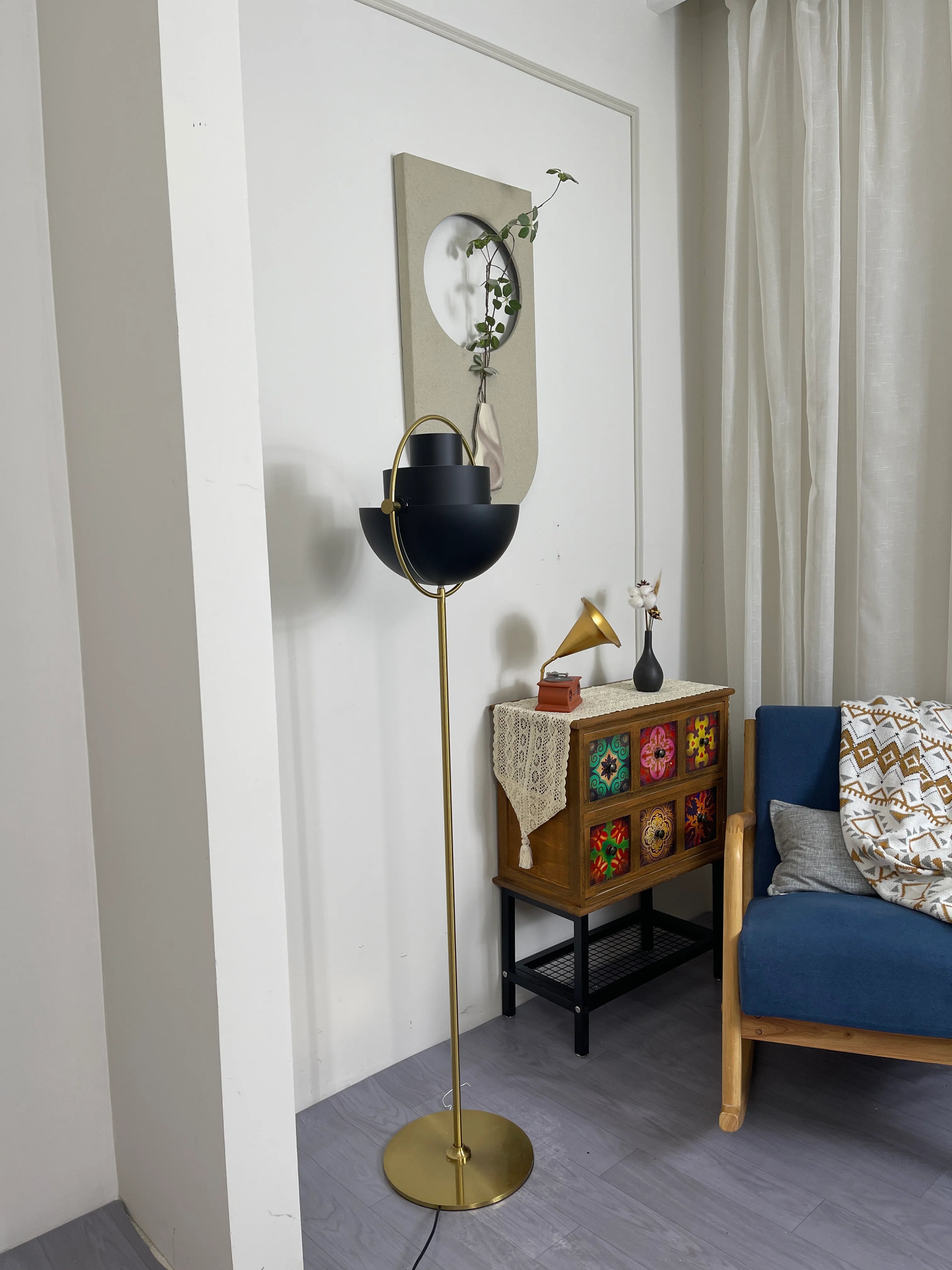 Rotating Ball Floor Lamp